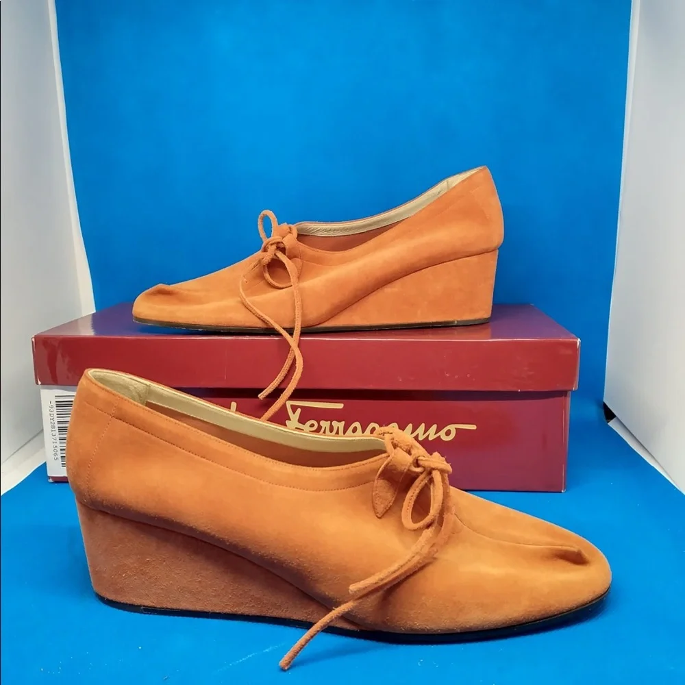 ⭐️ S Limited Edition #108 of 500, Salvatore Ferragamo orange Suede lace up shoes
